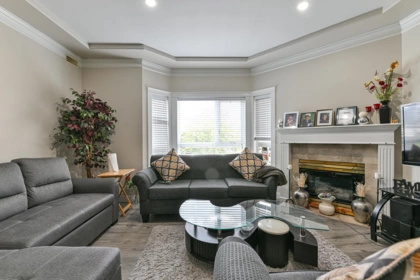 301 8142 120a Street, Surrey, BC, Surrey — Apartment/Condo for sale