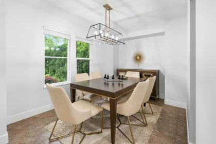 Kitchen Photo of 18046 61a Avenue, Surrey, BC