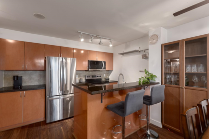 1109 2763 Chandlery Place, Vancouver, BC, Vancouver — Apartment/Condo for sale