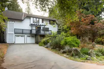 40774 Thunderbird Ridge, Squamish, BC, Squamish — Single Family Residence for sale