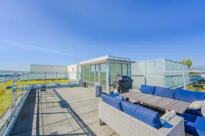 PH 1705 8677 Capstan Way, Richmond, BC, Richmond — Apartment/Condo for sale