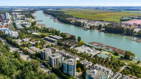 707 2763 Chandlery Place, Vancouver, BC, Vancouver — Apartment/Condo for sale