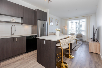 302 13628 81a Avenue, Surrey, BC