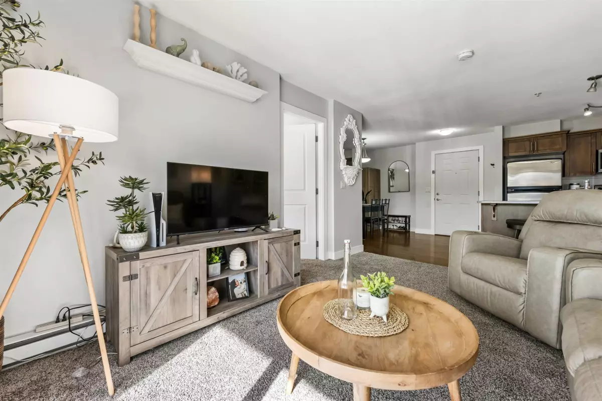 Bedroom 3 Photo of 217 46150 Bole Avenue, Chilliwack, BC