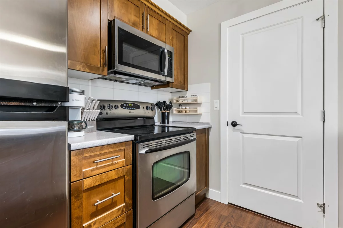 Breakfast Nook Photo of 217 46150 Bole Avenue, Chilliwack, BC