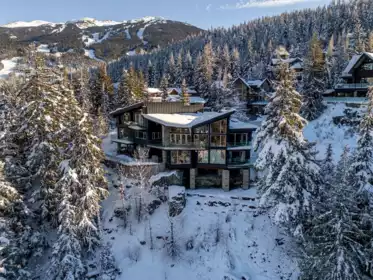 3855 Sunridge Court, Whistler, BC, Brio — 5 bed single family residence for sale