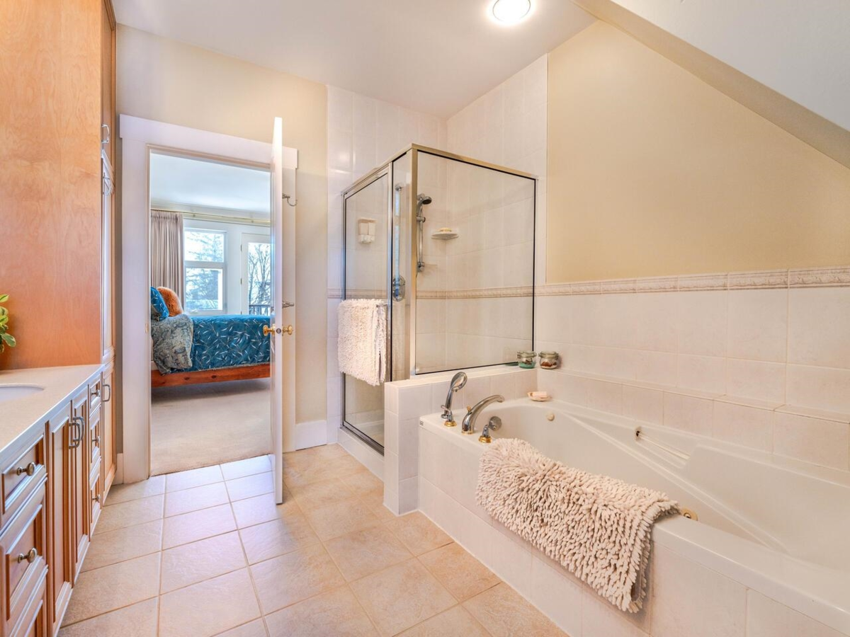 Loft / Bonus Room Photo of 3726 W 33rd Avenue, Vancouver, BC