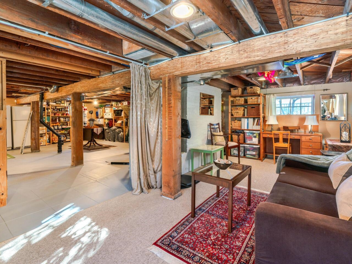 Staircase Photo of 3726 W 33rd Avenue, Vancouver, BC