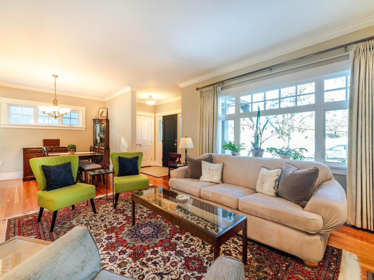 Swimming Pool Photo of 3726 W 33rd Avenue, Vancouver, BC