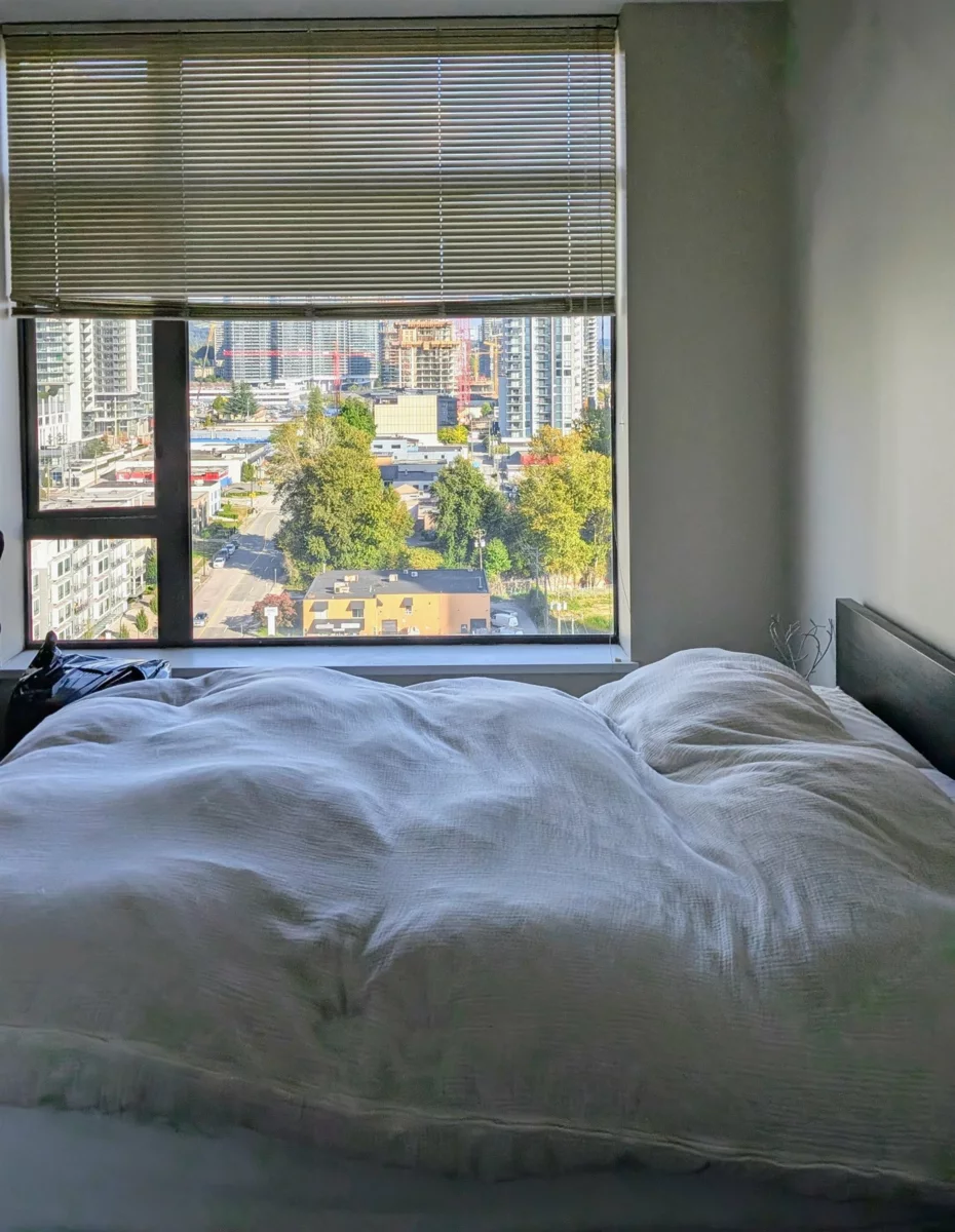 Guest Bathroom Photo of 1703 4250 Dawson Street, Burnaby, BC