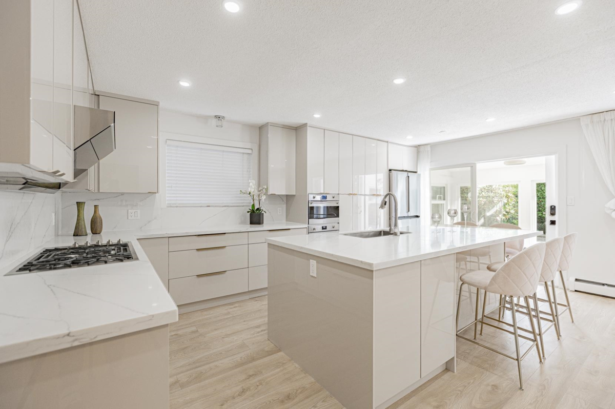 Dining Area Photo of 6220 Garnet Drive, Richmond, BC