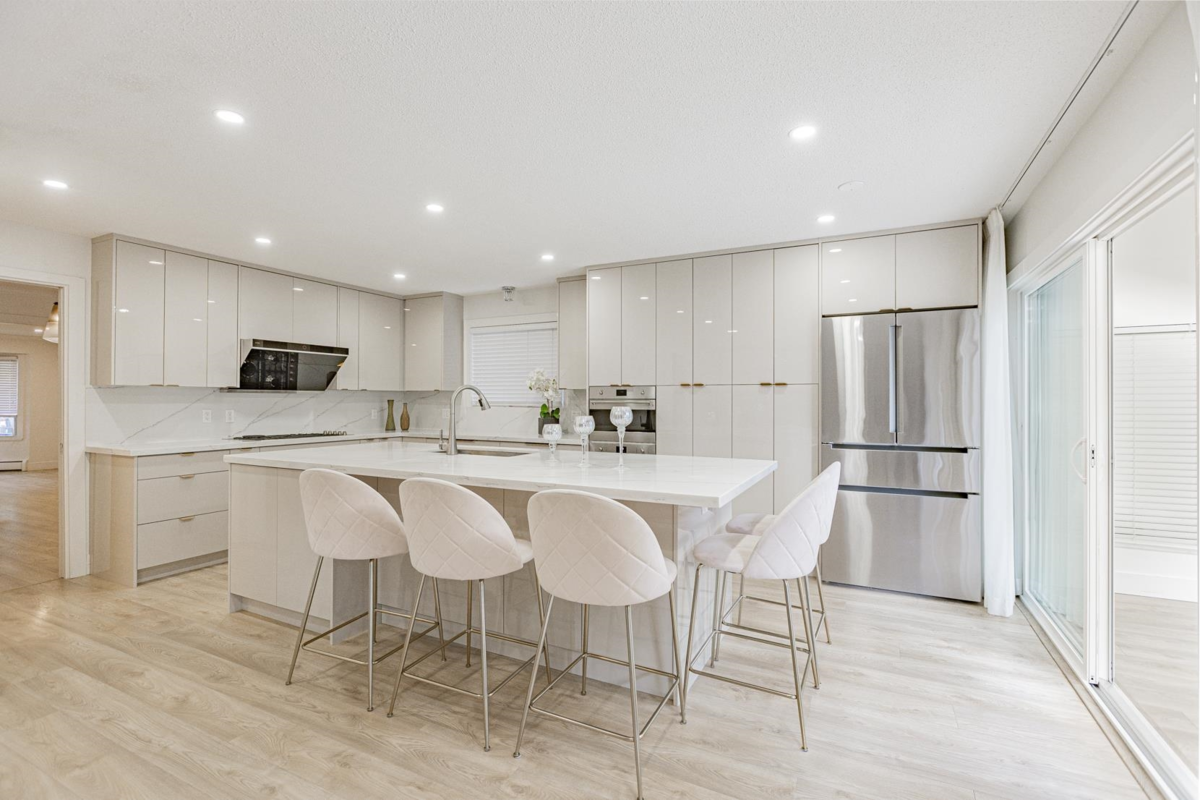 Family Room Photo of 6220 Garnet Drive, Richmond, BC