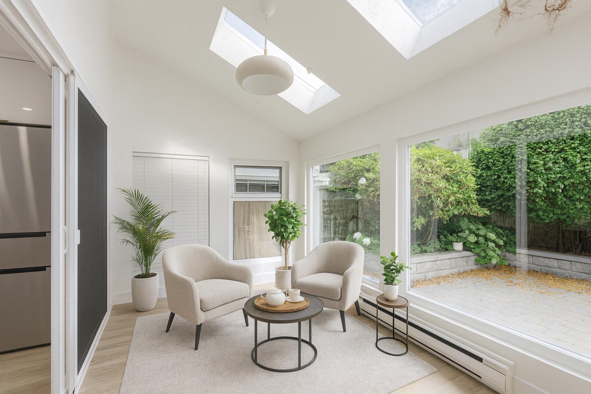 Front Yard Photo of 6220 Garnet Drive, Richmond, BC