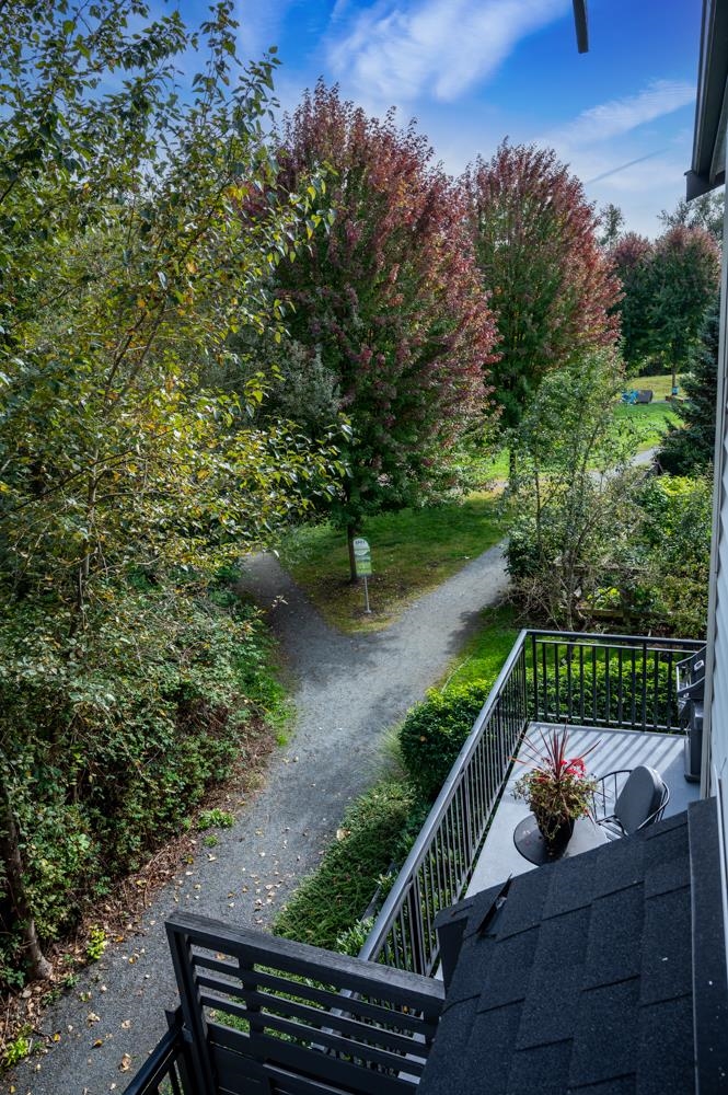 Dining Area Photo of 25 2358 Ranger Lane, Port Coquitlam, BC
