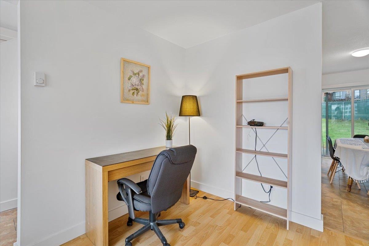 Kitchen Island Photo of 663-665 Harrison Avenue, Coquitlam, BC