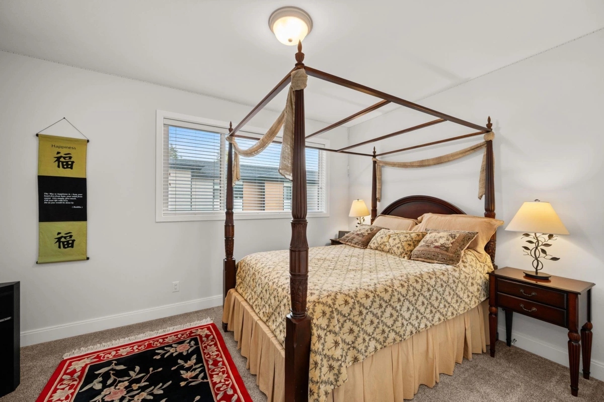 Entry Foyer Photo of 22 33209 Cherry Avenue, Mission, BC
