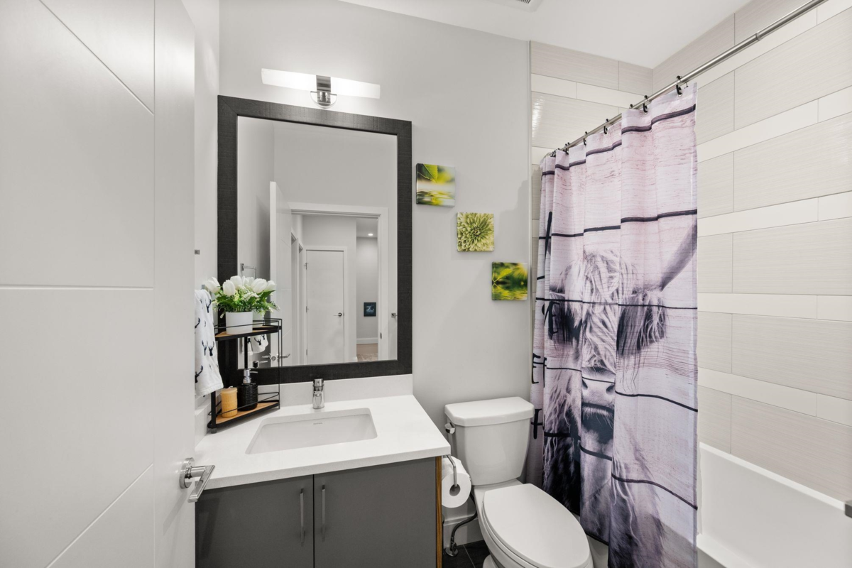 Front Yard Photo of 22 33209 Cherry Avenue, Mission, BC