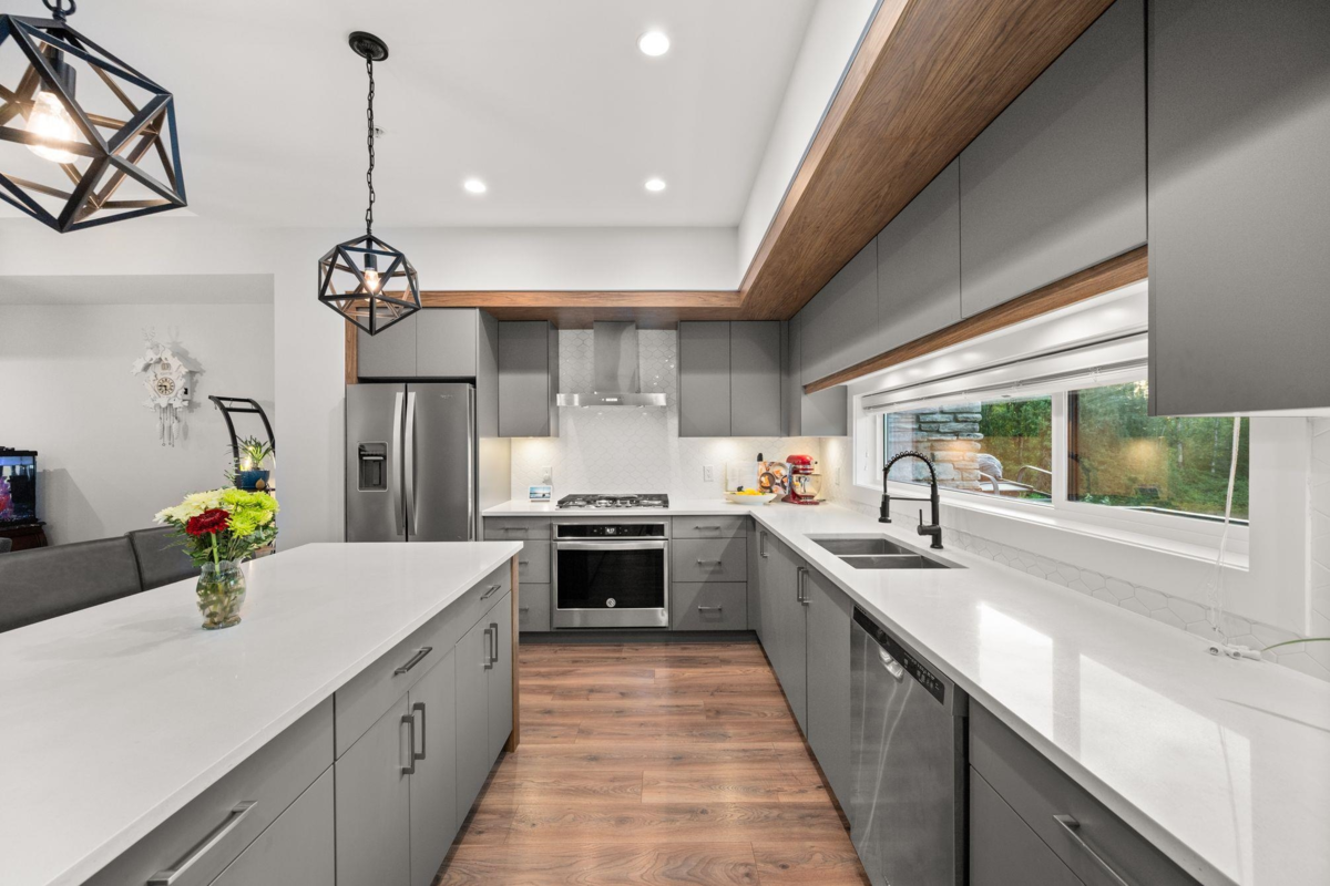 Guest Bathroom Photo of 22 33209 Cherry Avenue, Mission, BC