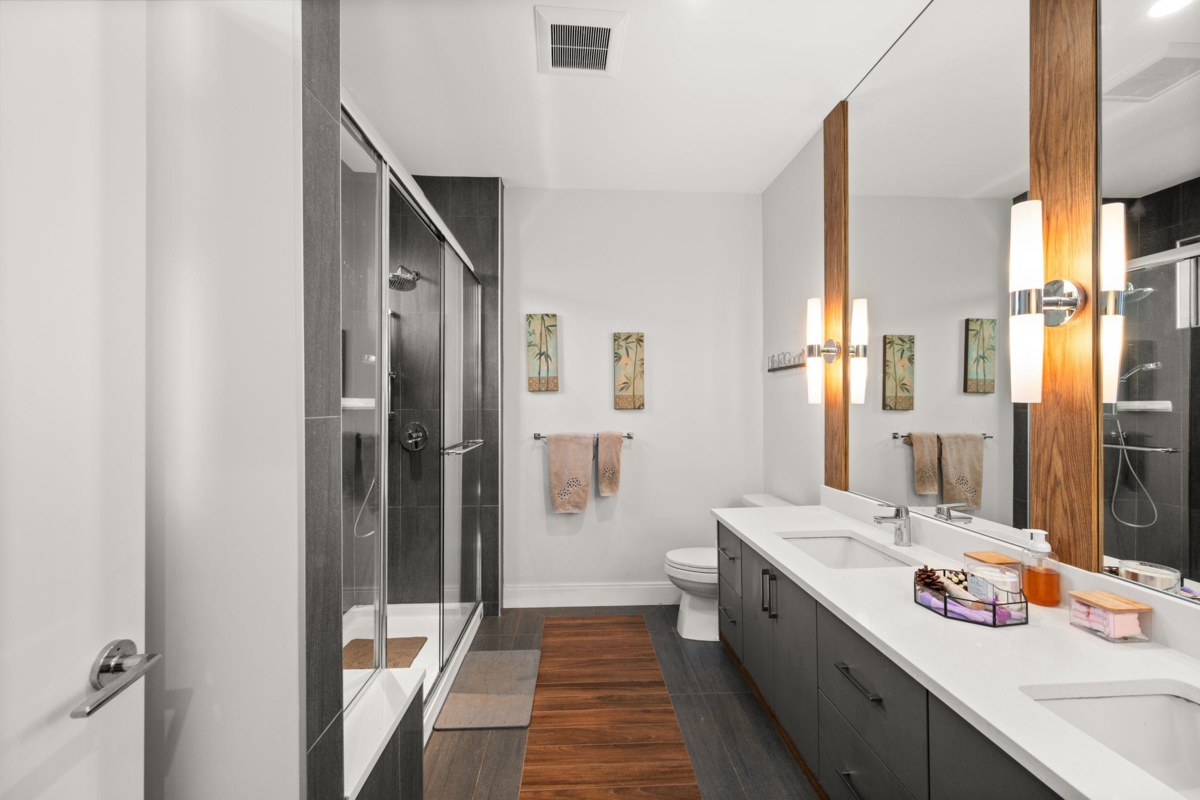 Hallway Photo of 22 33209 Cherry Avenue, Mission, BC