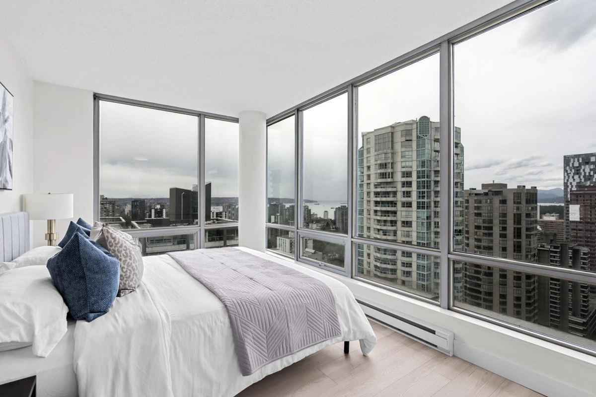 Breakfast Nook Photo of 2806 1288 W Georgia Street, Vancouver, BC