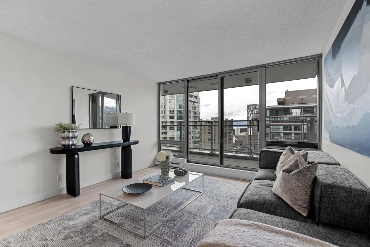 Dining Area Photo of 2806 1288 W Georgia Street, Vancouver, BC