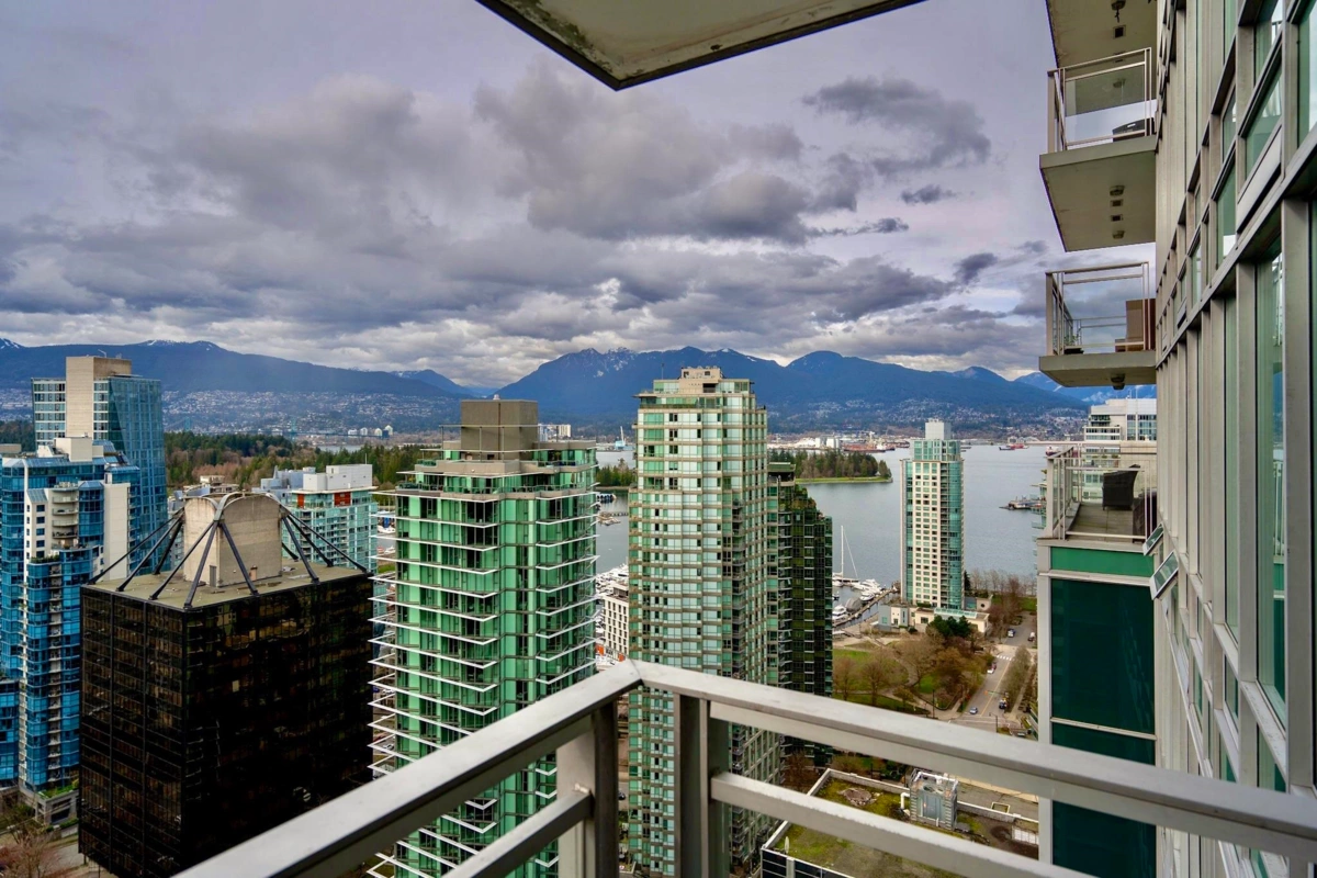 Living Room Photo of 2806 1288 W Georgia Street, Vancouver, BC