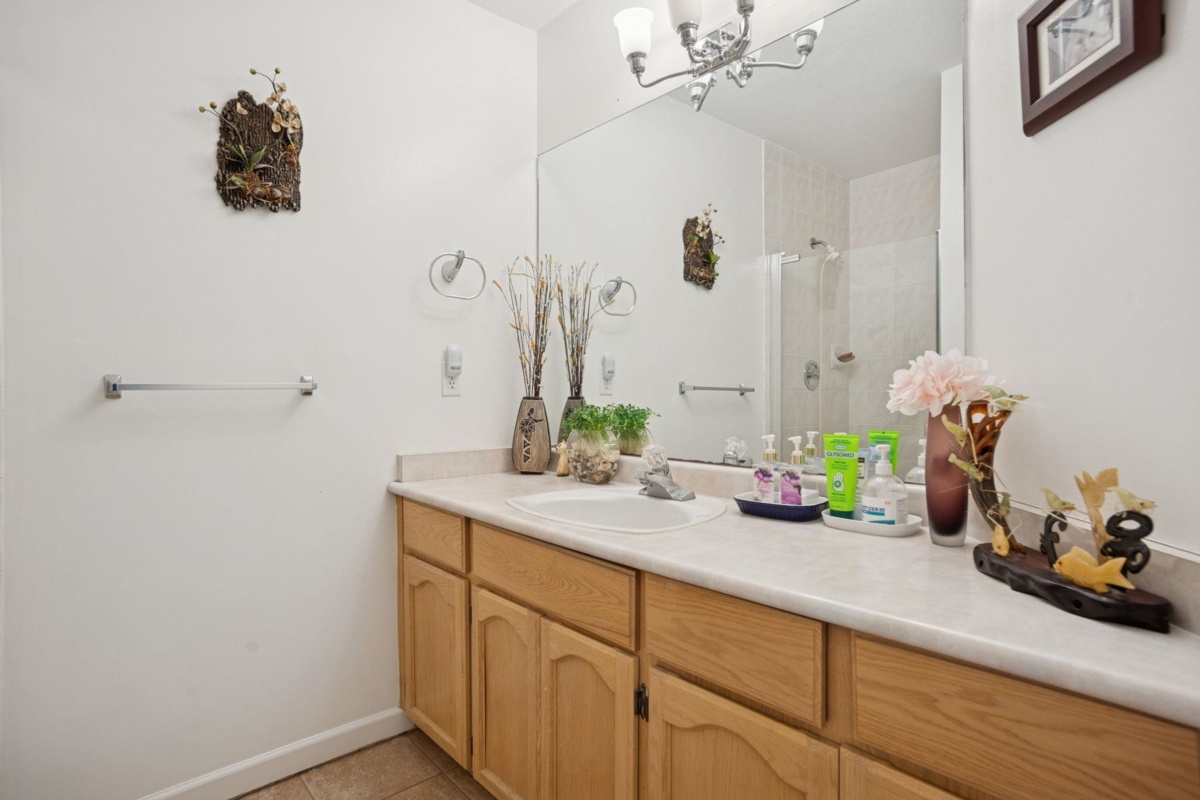 Hallway Photo of 22326 Wilson Avenue, Richmond, BC