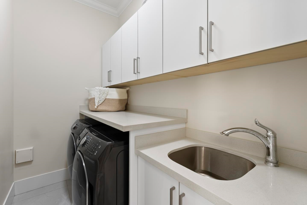 Basement Recreation Room Photo of 14938 63 Avenue, Surrey, BC