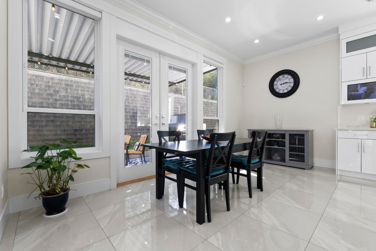 Guest Bathroom Photo of 14938 63 Avenue, Surrey, BC