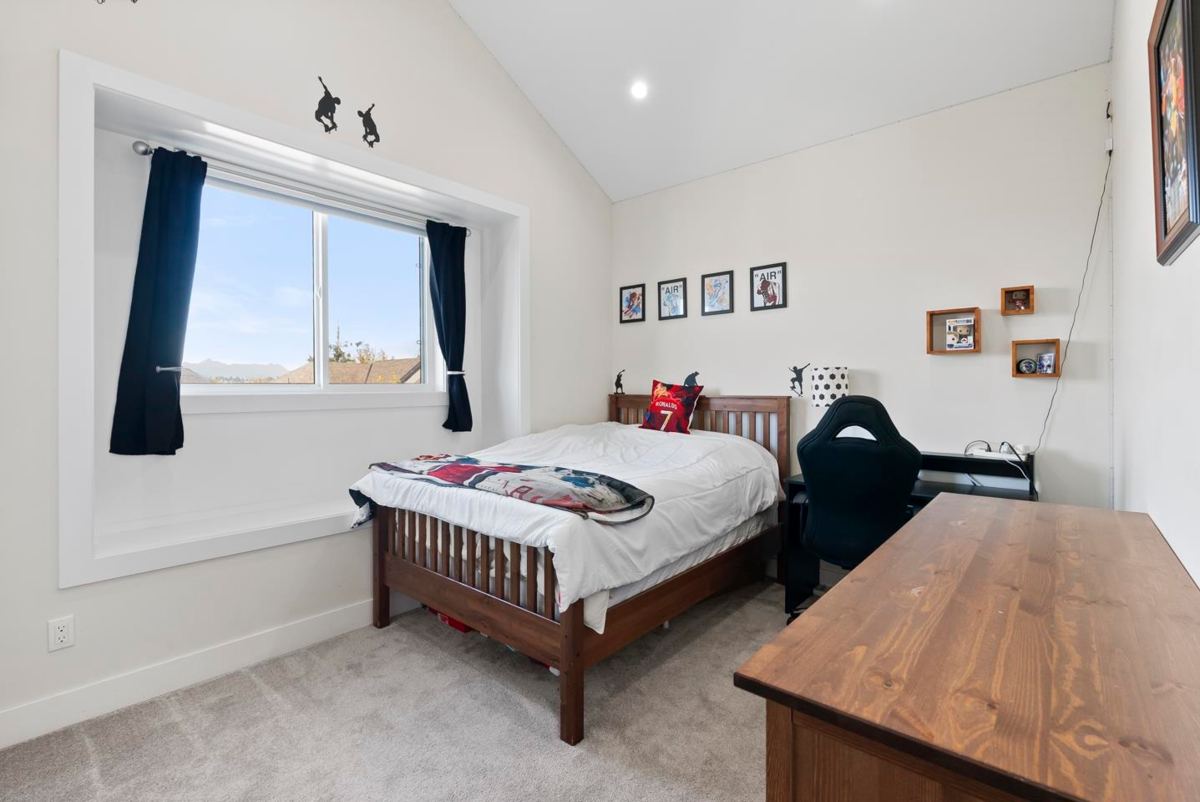Hallway Photo of 14938 63 Avenue, Surrey, BC