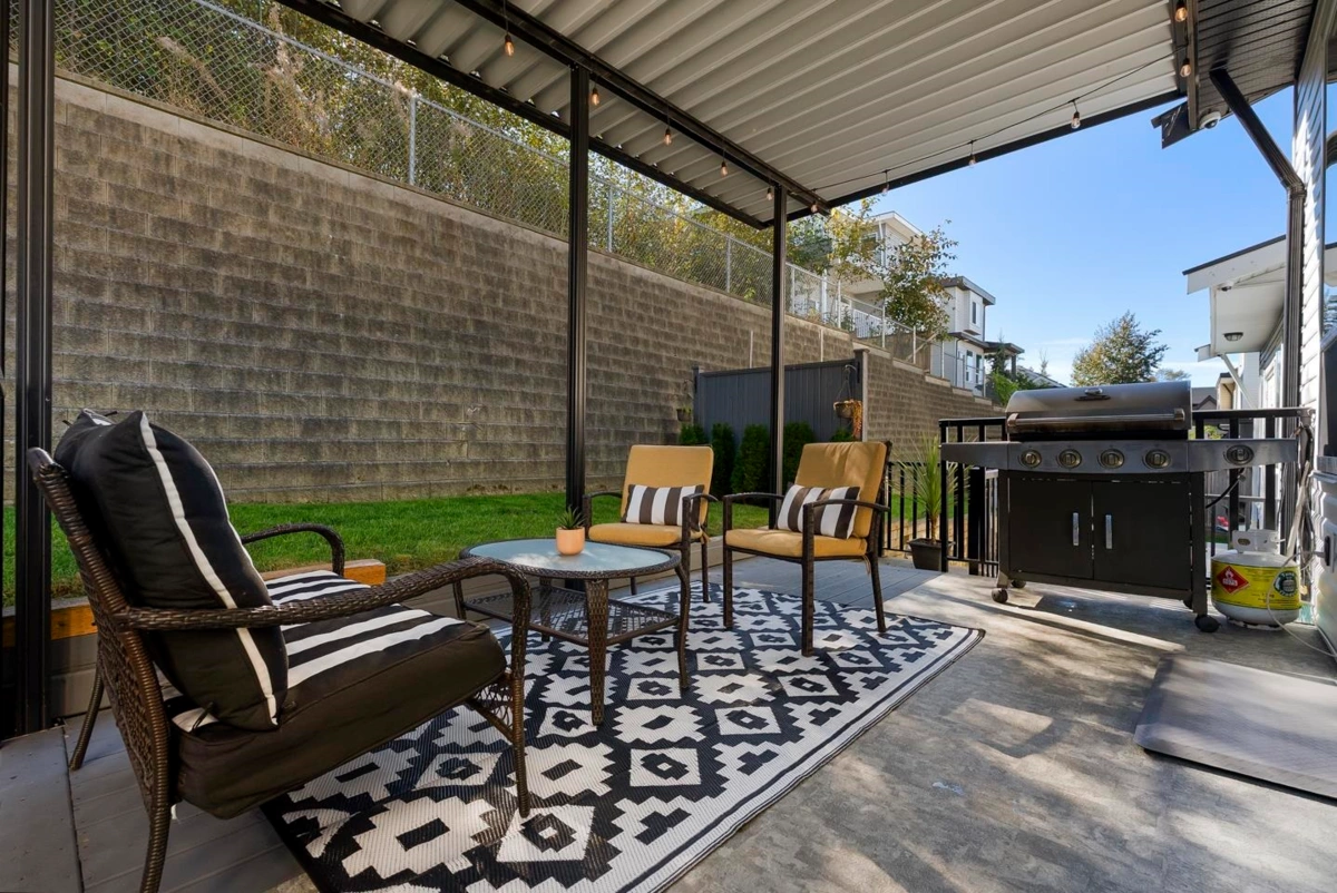 Office / Den Photo of 14938 63 Avenue, Surrey, BC