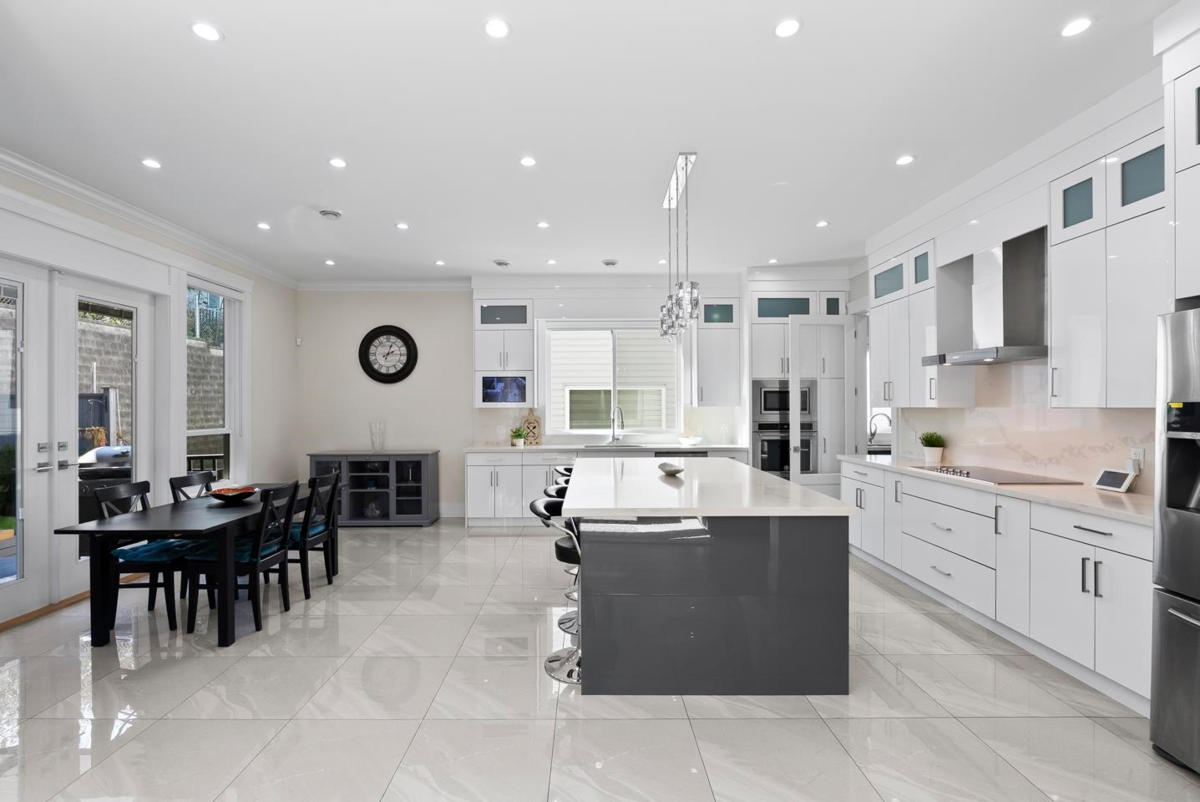 Primary Bathroom Photo of 14938 63 Avenue, Surrey, BC