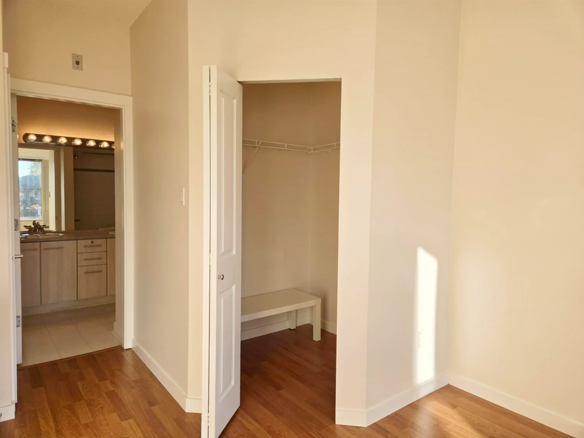 Pantry Photo of 1427 5133 Garden City Road, Richmond, BC