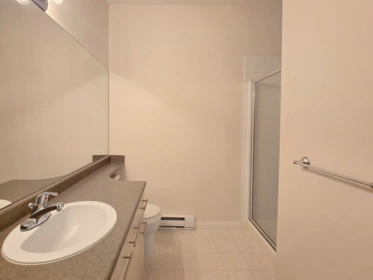 Walk-In Closet Photo of 1427 5133 Garden City Road, Richmond, BC