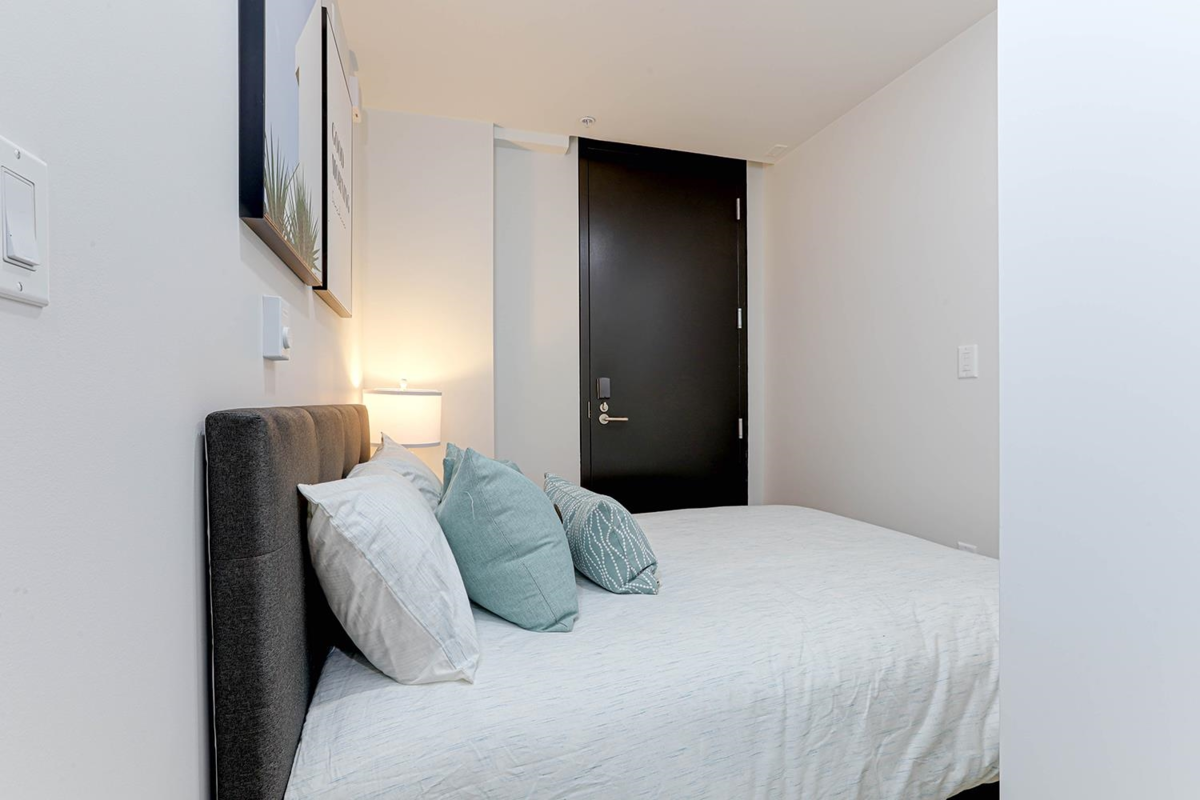 Bedroom 4 Photo of 903 239 Keefer Street, Vancouver, BC