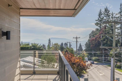 312 14022 North Bluff Road, White Rock, BC, White Rock — Apartment/Condo for sale