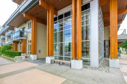 312 14022 North Bluff Road, White Rock, BC, White Rock — Apartment/Condo for sale