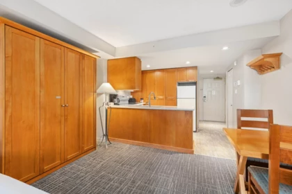 4407 4295 Blackcomb Way, Whistler, BC, Whistler — Apartment/Condo for sale