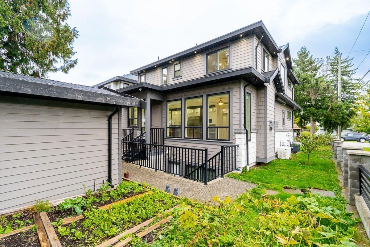 Garden / Landscaping Photo of 9249 119a Street, Delta, BC