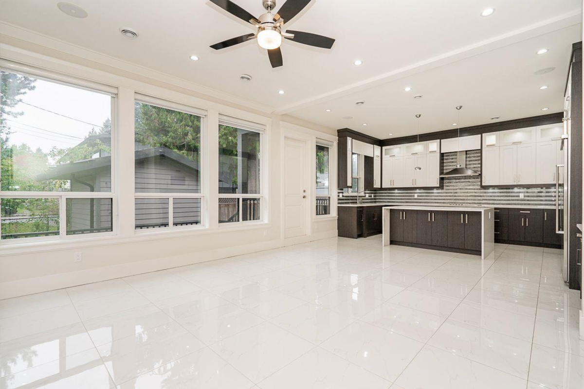 Kitchen Island Photo of 9249 119a Street, Delta, BC