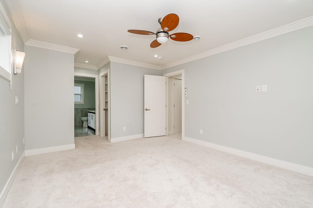 Powder Room Photo of 9249 119a Street, Delta, BC