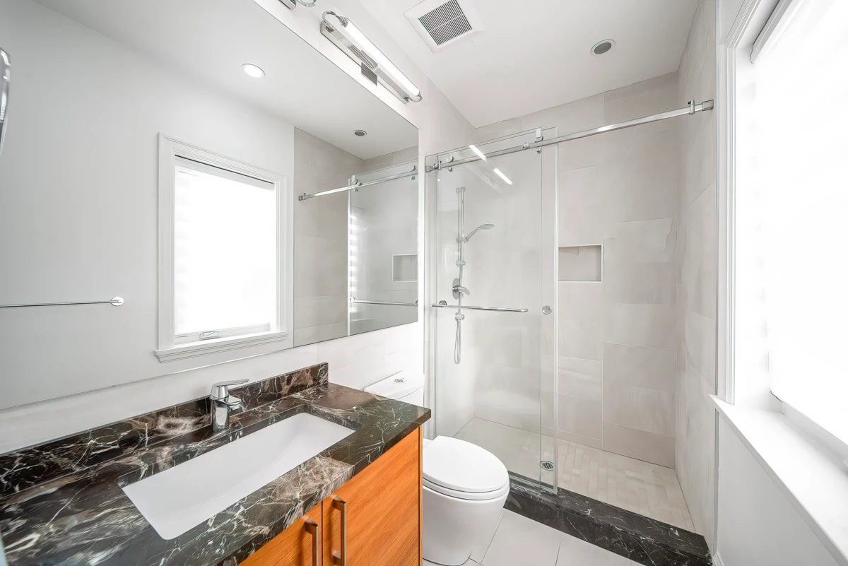 Garden / Landscaping Photo of 8160 Railway Avenue, Richmond, BC