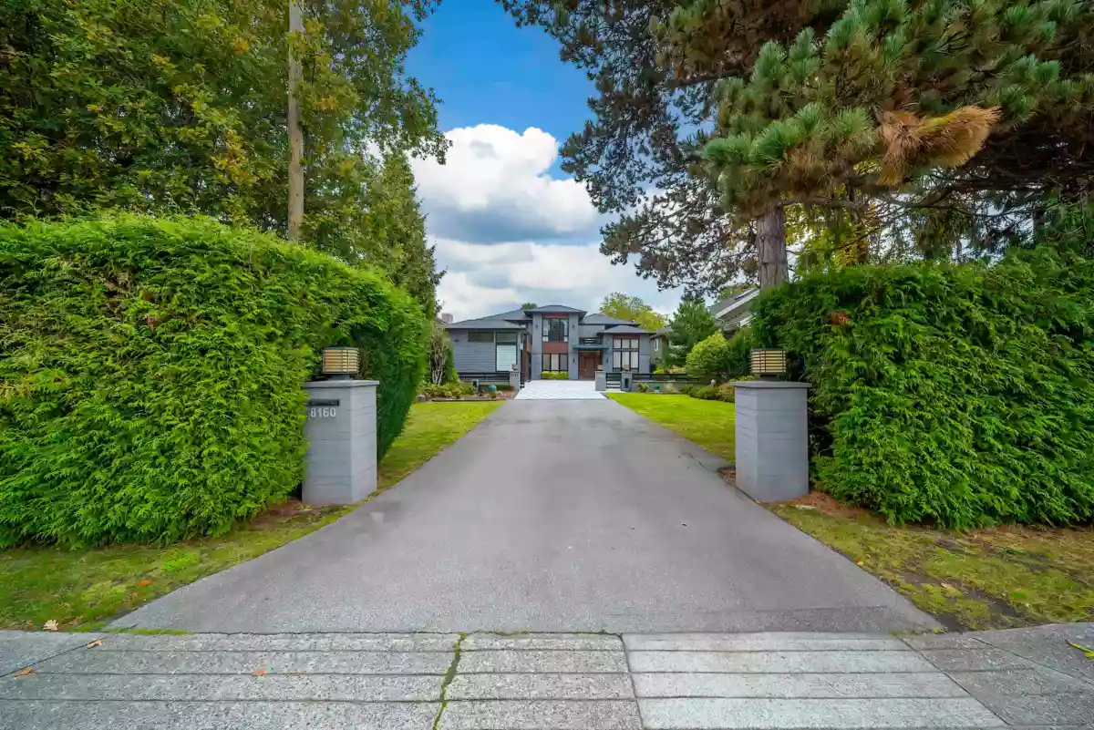 Living Room Photo of 8160 Railway Avenue, Richmond, BC