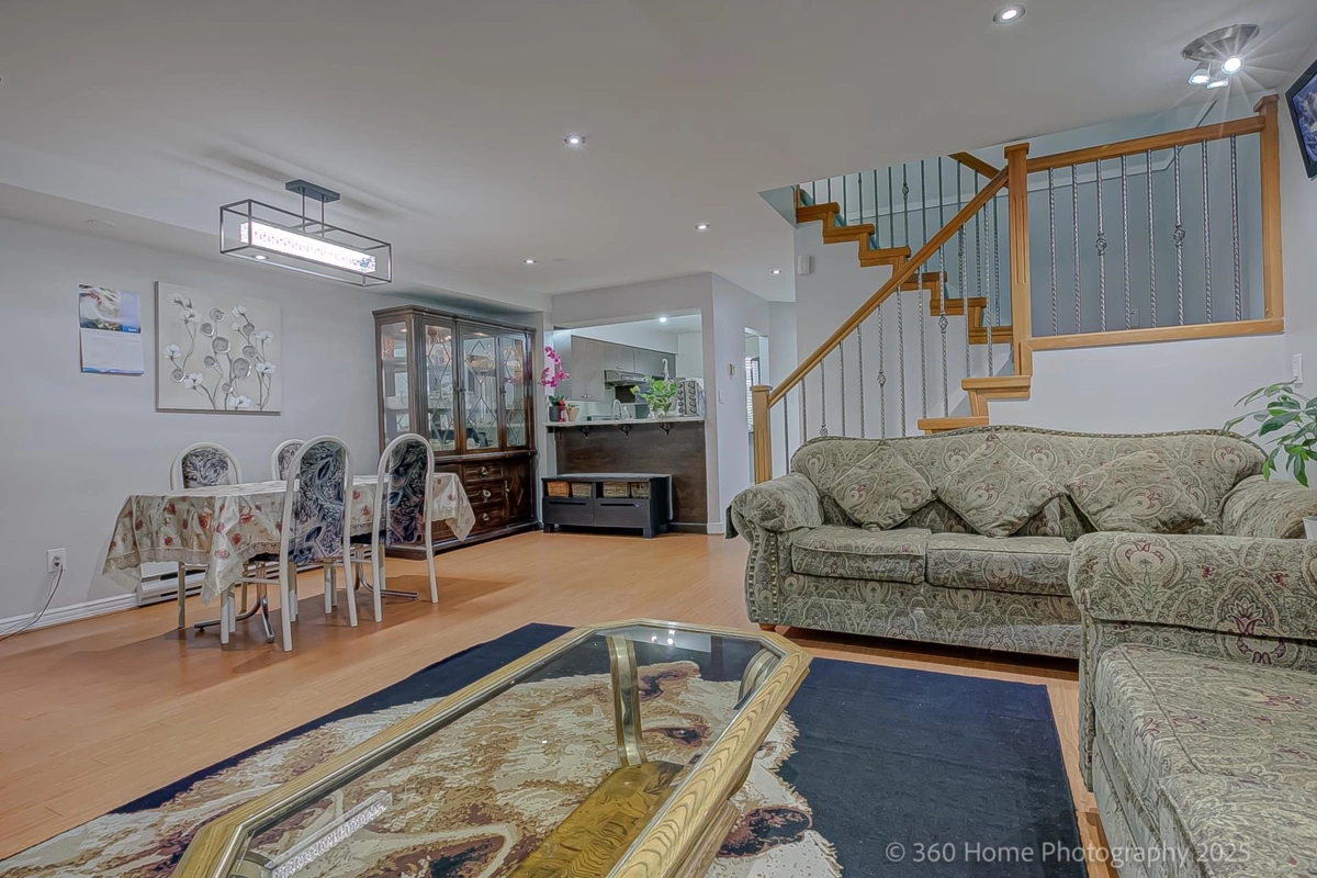 Dining Area Photo of 35 7533 140 Street, Surrey, BC