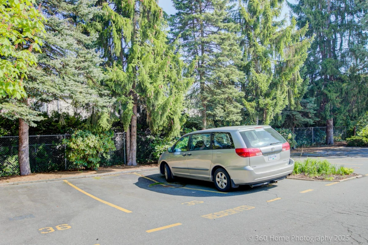 Garage Interior Photo of 35 7533 140 Street, Surrey, BC