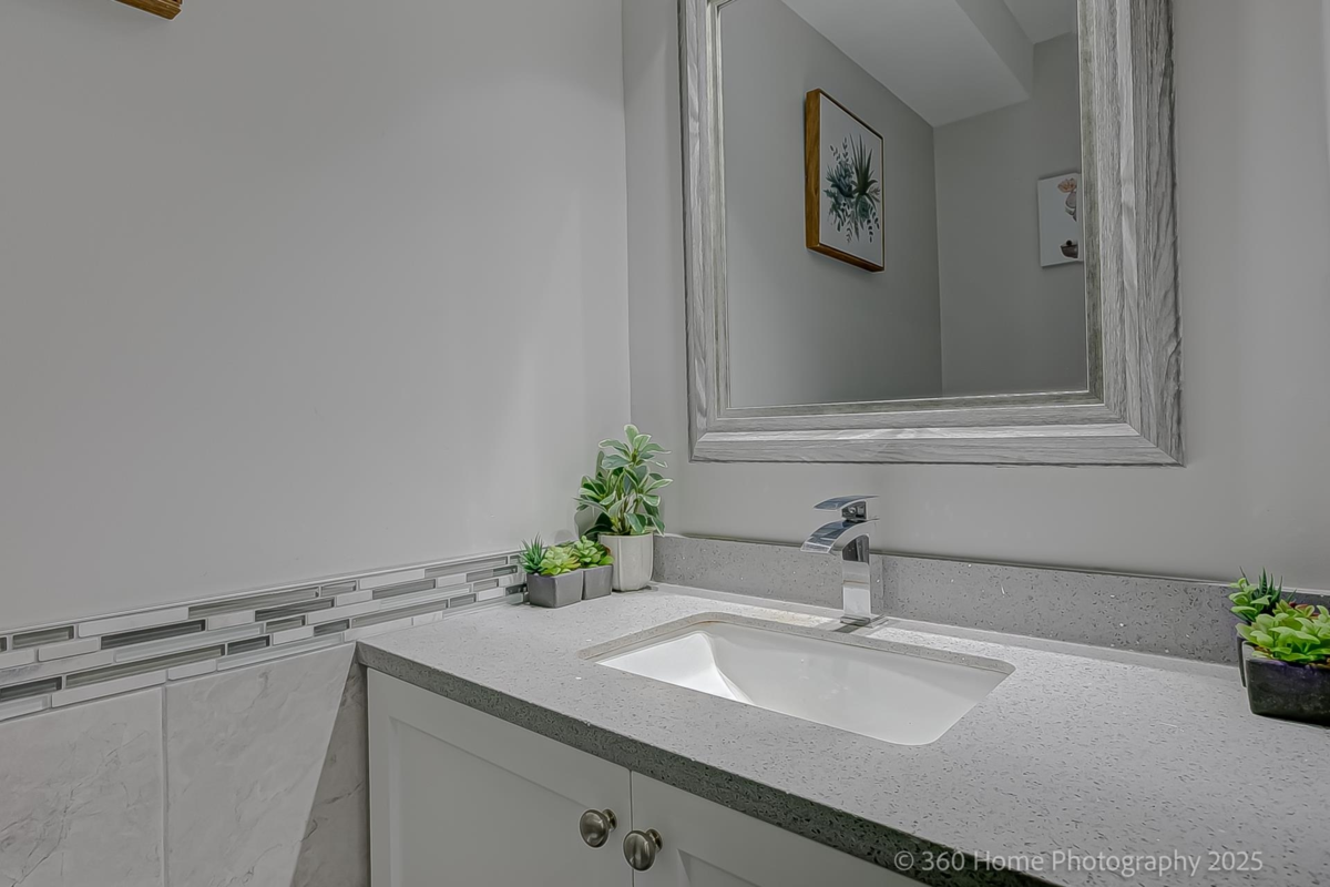 Primary Bathroom Photo of 35 7533 140 Street, Surrey, BC