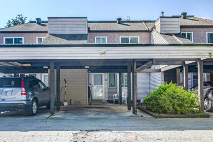Entry Foyer Photo of 35 7533 140 Street, Surrey, BC