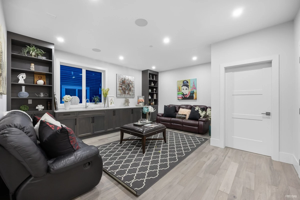 Outdoor Patio Photo of 838 Stevens Street, White Rock, BC