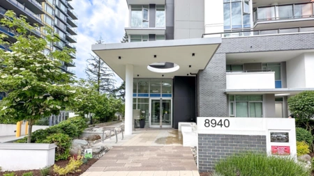 1003 8940 University Crescent, Burnaby, BC, Burnaby — Apartment/Condo for sale