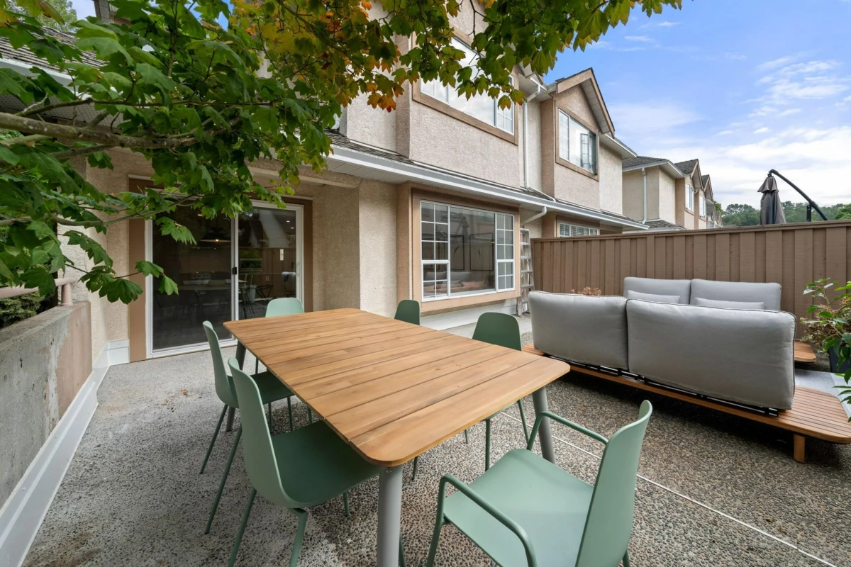 Bedroom 2 Photo of 18 901 W 17th Street, North Vancouver, BC